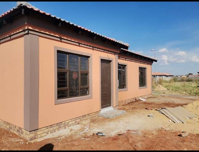 3 BEDROOM HOUSE FOR SALE IN VANDERBIJLPARK CE7